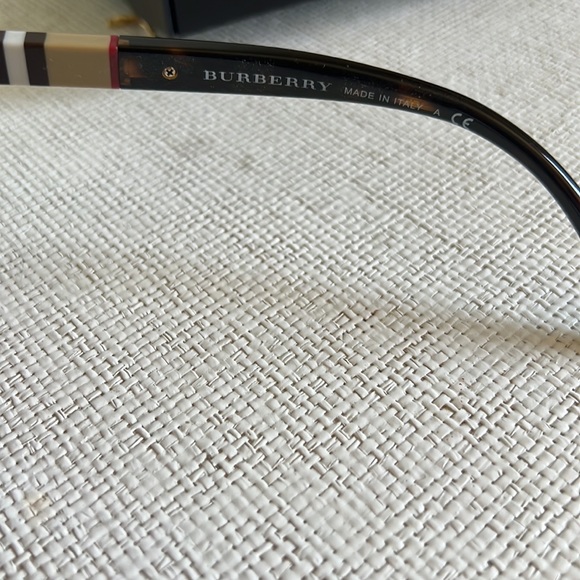 Brown Burberry Sunglasses - Picture 4 of 5